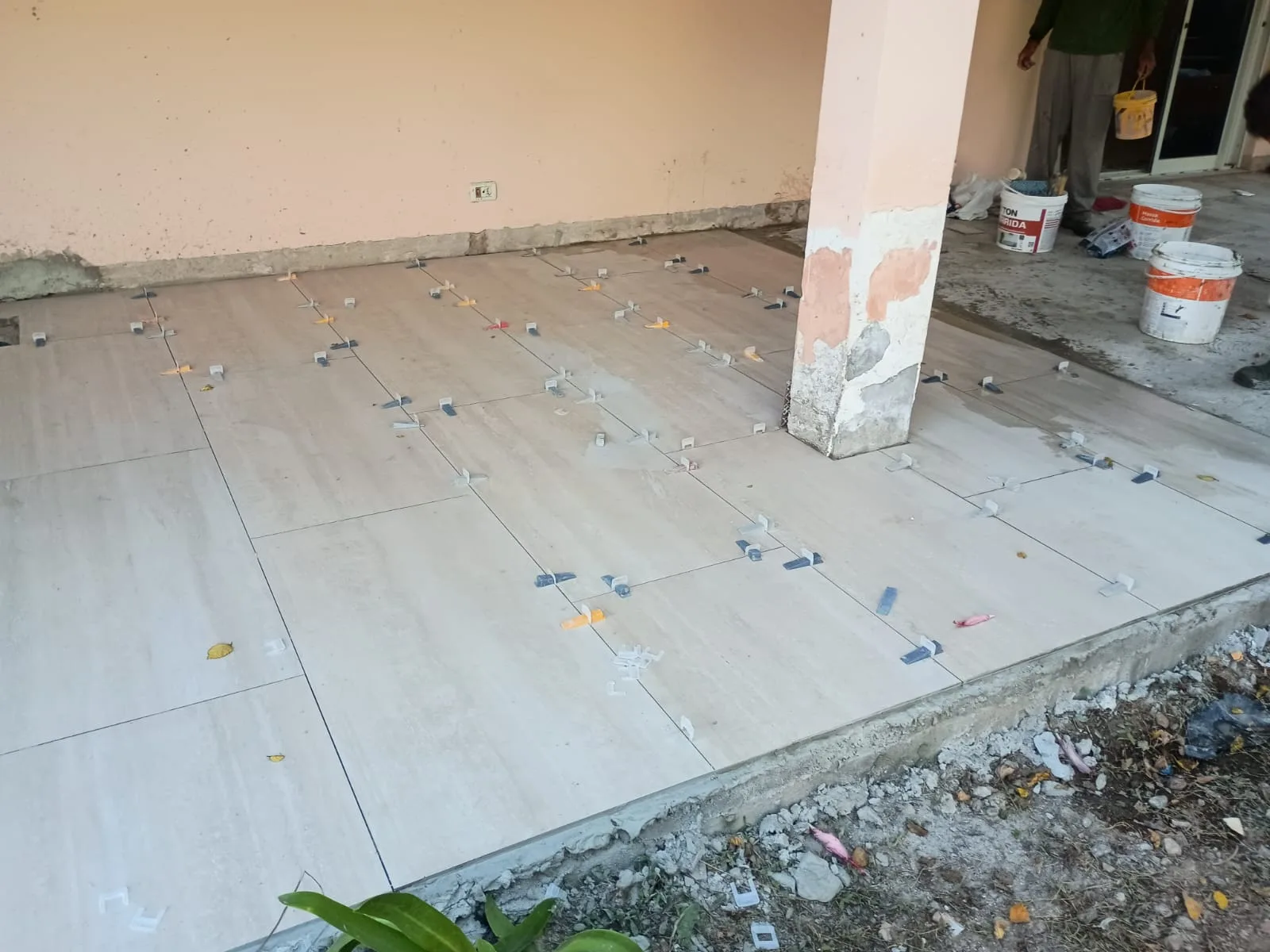 Instalação de piso externo por Carlos Pessoa em Sao Paulo - SP